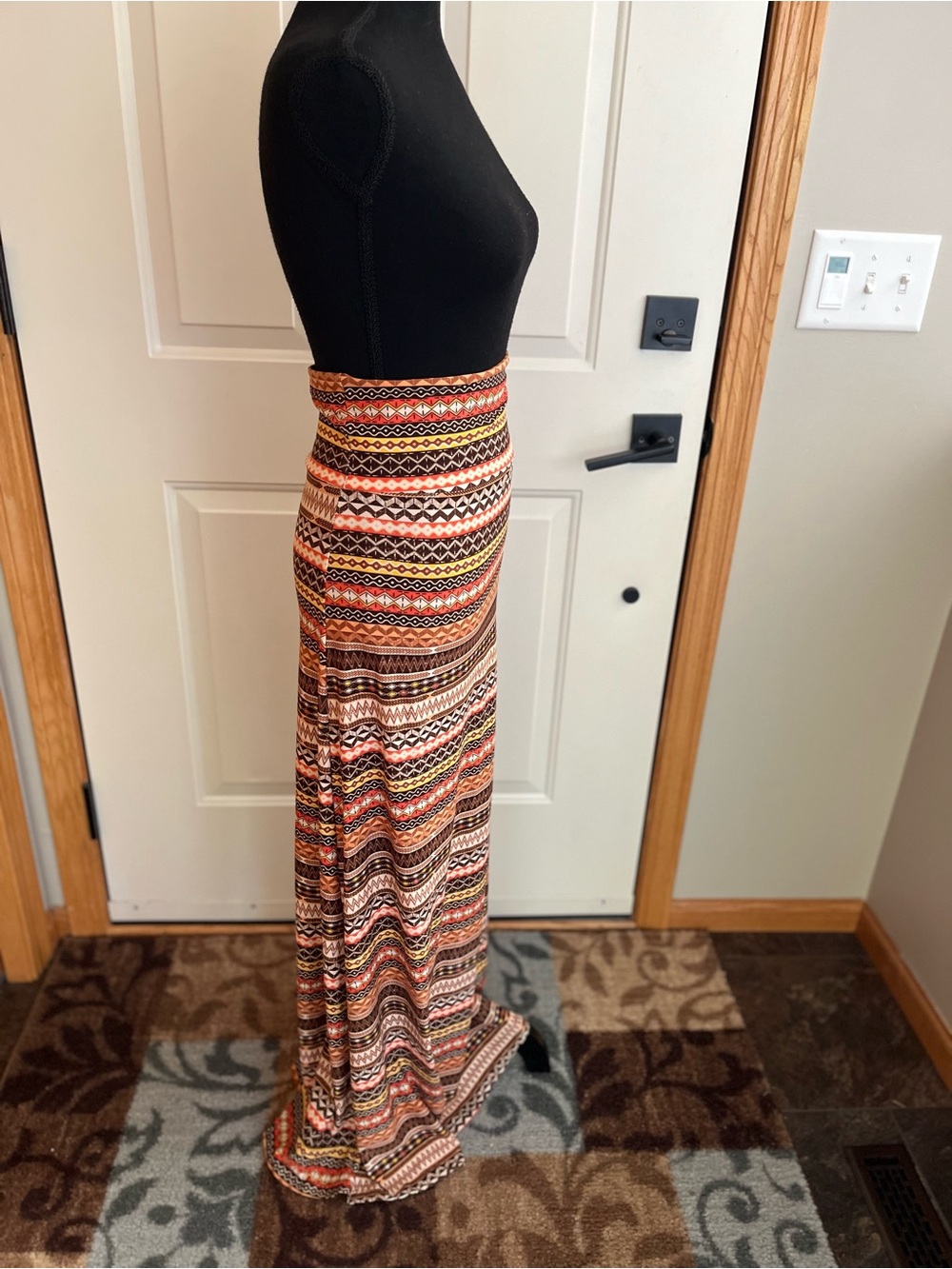 Women’s Hot Kiss brown orange tan pattern pull on maxi skirt. Small/medium - Picture 2 of 14